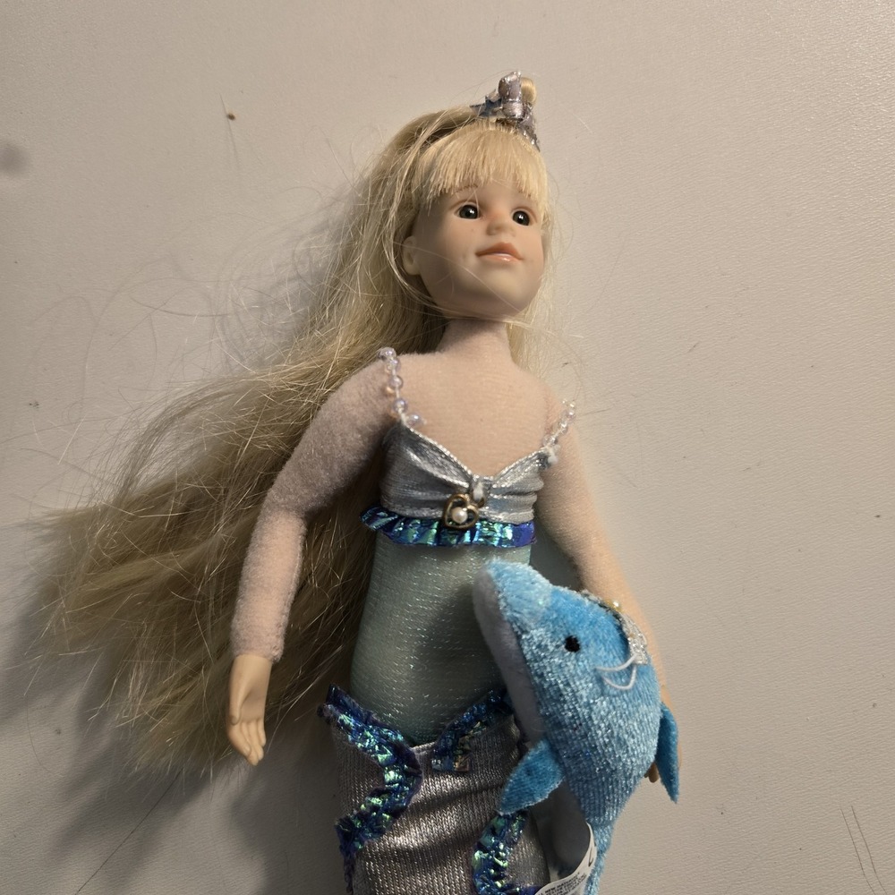 Only Hearts Club Princess Lily‎ Rose Mermaid with Dolphin 2006